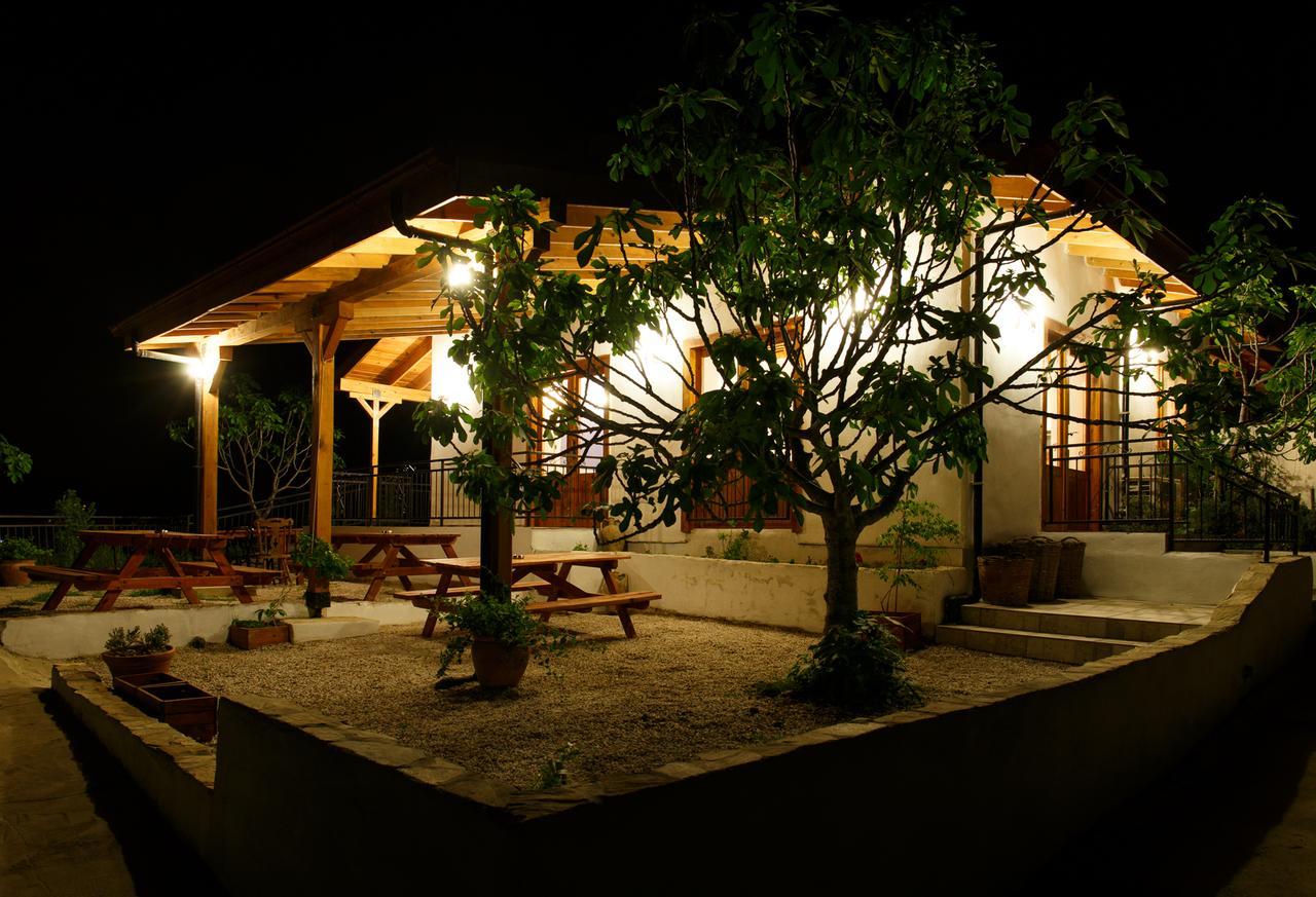 Ionia Guest House 艾登 外观 照片